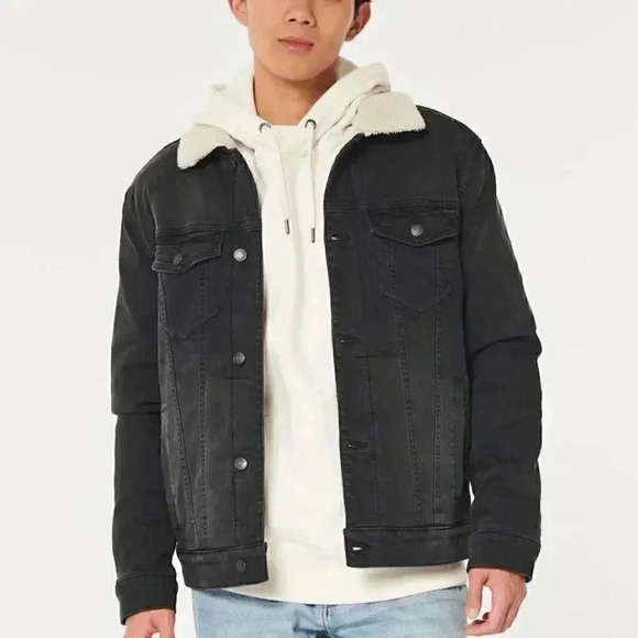 Hollister FAUX SHEARLING-LINED DENIM TRUCKER JACKET - Picture 5 of 6